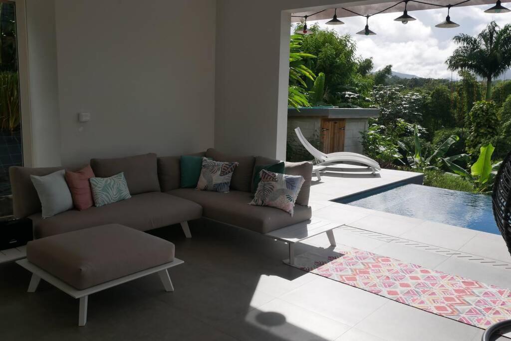 Kumquat, Avec Piscine Clévacances 4 Clés Villa