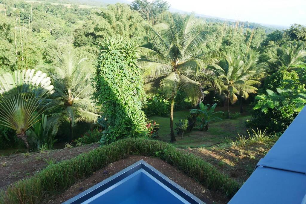 Kumquat, Avec Piscine Clévacances 4 Clés Villa
